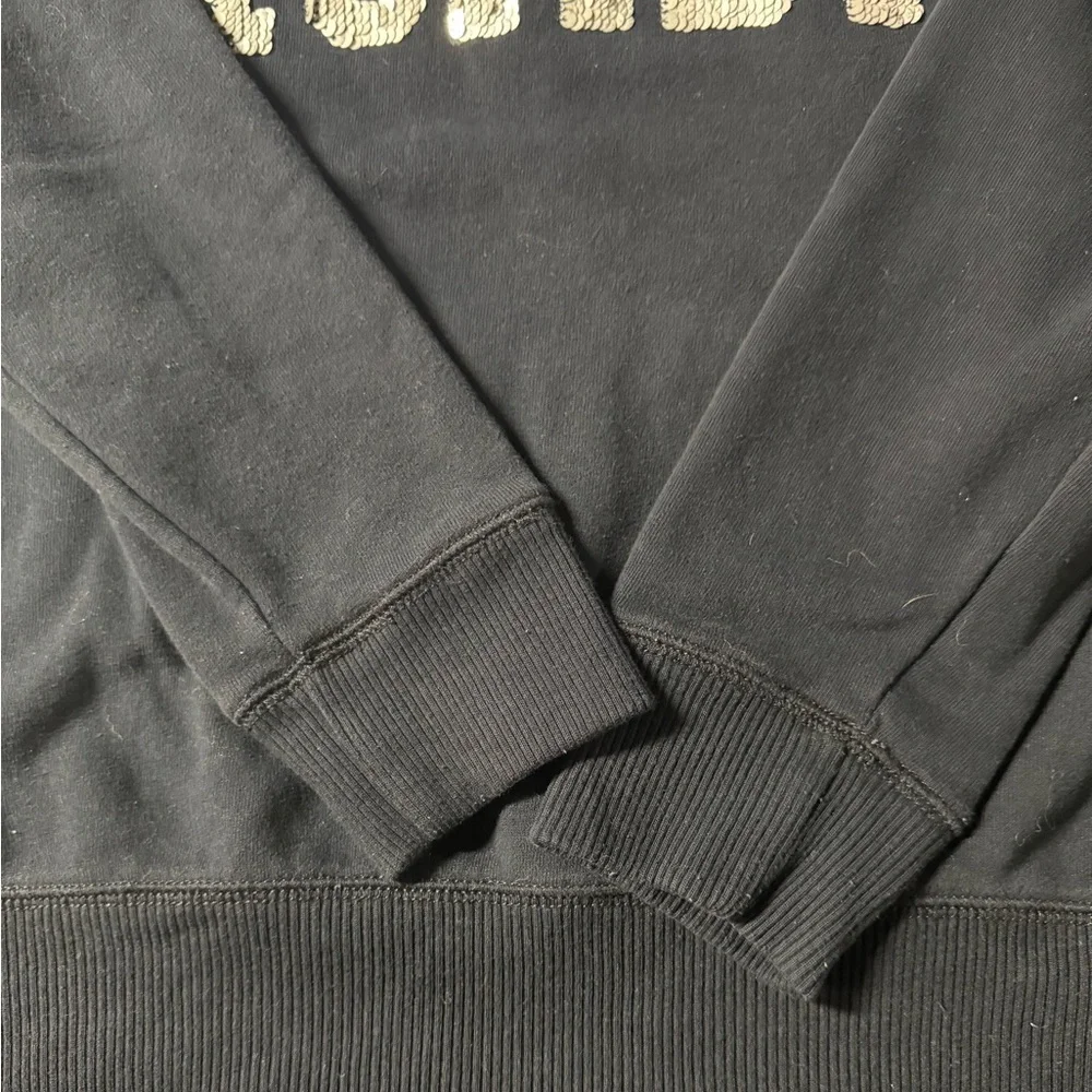 Abercrombie Kids Crewneck sequin sweater. Boys 13/14